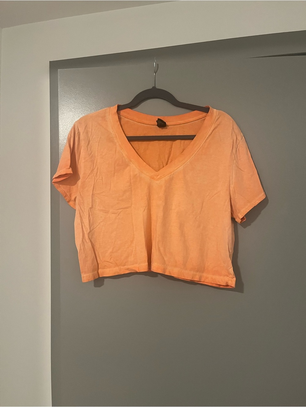 wild fable Size XL Bright Orange V-Neck Short Sleeve Crop Top